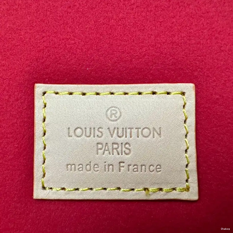 Bags LV 2411YA0170 0807